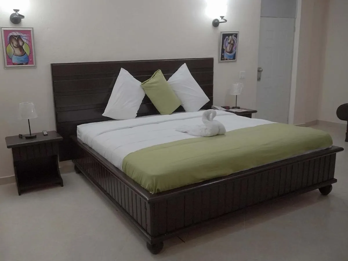 ***  La Pepiniere Hotel Petionville Haiti